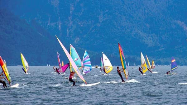 Der Walchensee ist Bayerns Top-Adresse für Surfer. Der Walchensee ist Bayerns Top-Adresse für Surfer.