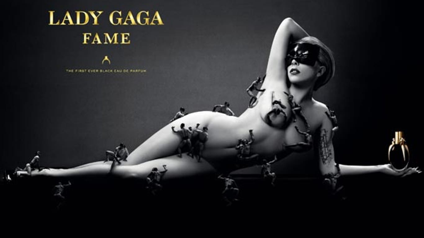 In einer Werbung für ihr neues Parfum zeigt sich Lady Gaga komplett hüllenlos.