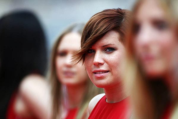 Lächeln oder nicht? Die Grid Girls der Formel 1.
