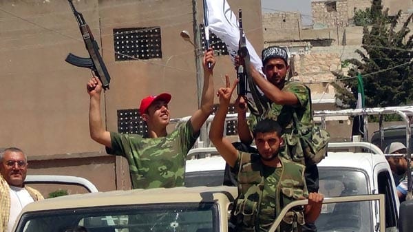Die Aufständischen haben vor einigen Tagen eine landesweite Offensive ausgerufen und den Krieg zuerst in die Hauptstadt Damaskus getragen.