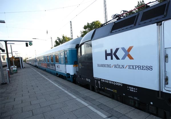 Am 23. Juli um 6.35 Uhr startete der Bahn-Konkurrent zur ersten Fahrt. Je nach Wochentag bedient er die Strecke Hamburg-Köln ein bis drei Mal täglich.