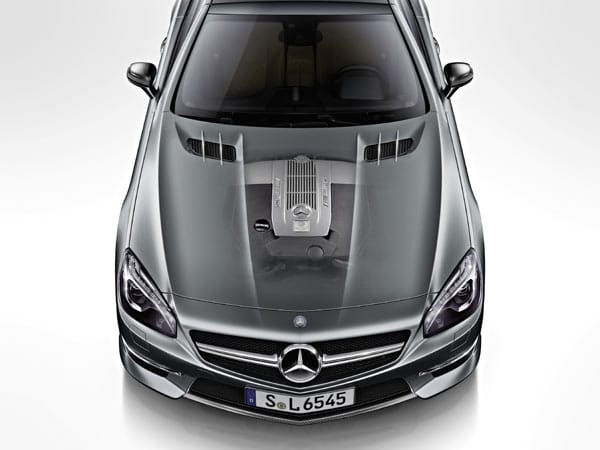 Mercedes SL 65 AMG: Der sechs Liter große V12-Biturbomotor leistet 630 PS und ebenfalls 1000 Newtonmeter Drehmoment.