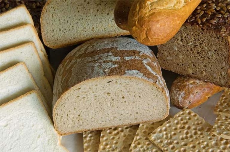 Wie schon zu Zeiten der Wiedervereinigung müssen Verbraucher zehn Minuten für ein Kilogramm Brot arbeiten