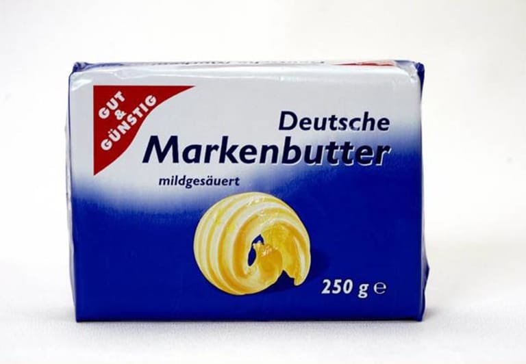 250 Gramm Butter: dafür muss ein Verbraucher insgesamt sechs Minuten Geld verdienen - eine Minute weniger als 1991