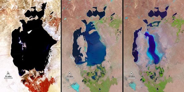 Aralsee: Dass die "Landsat"-Familie viele Landmarken seit Jahrzehnten immer wieder ablichtet, macht die Bilder so interessant. Auch das Schwinden des Aralsees an der Grenze zwischen Usbekistan und Kasachstan lässt sich so nachvollziehen. Die Aufnahmen stammen von 1977 (links), 1998 (Mitte) und 2010 (rechts).