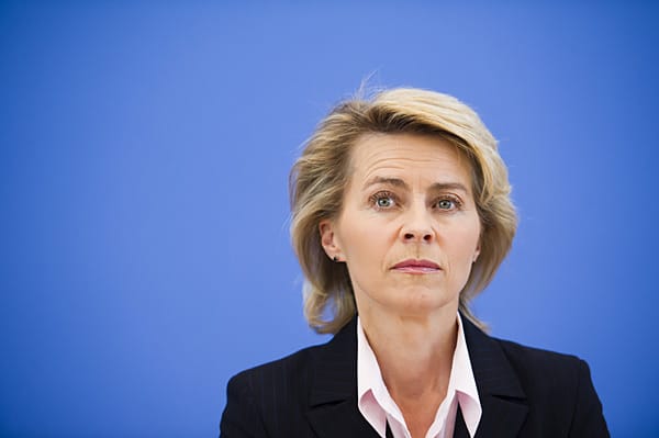 Im Frühjahr 2007 wechselt die CDU-Politikerin die Frisur und kommt seither forscher und dynamischer daher.