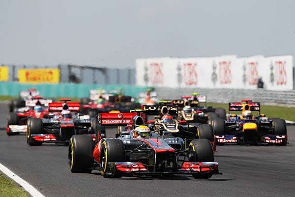 Lewis Hamilton führt das Feld in Ungarn an.