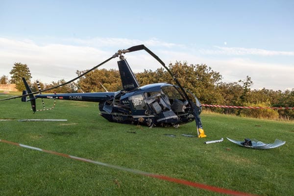 Bei der Maschine handelt es sich um einen Hubschrauber vom Typ Robinson R44.