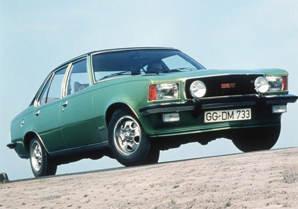 Der Opel Commodore auf Plattform des Rekord war der direkte Konkurrent des Ford Granada.