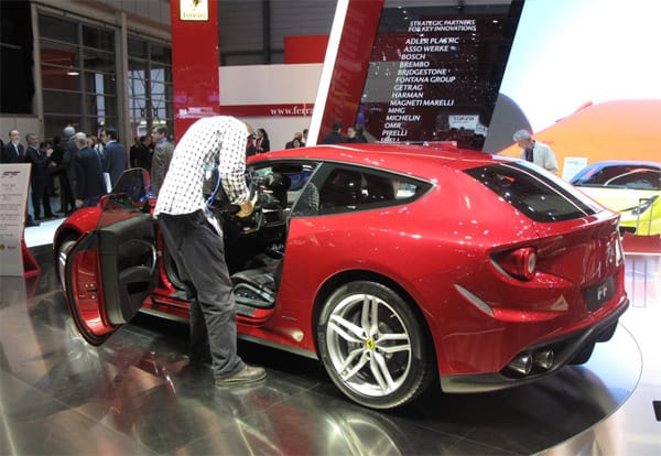 Auch Ferrari bietet mit dem FF einen Shooting Brake.