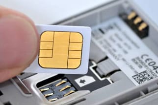 Multi-SIM-Karten erstsparen beim Einsatz mehrere Handys das um stöpseln.