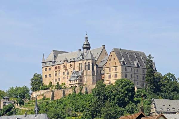 Marburg bewirbt sich gemeinsam mit Tübingen als "Prototyp der europäischen Universitätsstadt".