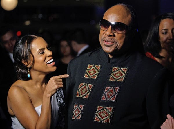 Stevie Wonder und seine Ehefrau Kai Millard Morris lassen sich nach elf Ehejahren scheiden.