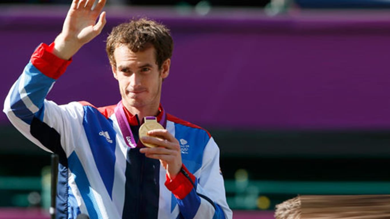 Andy Murray mit der Goldmedaille um den Hals.