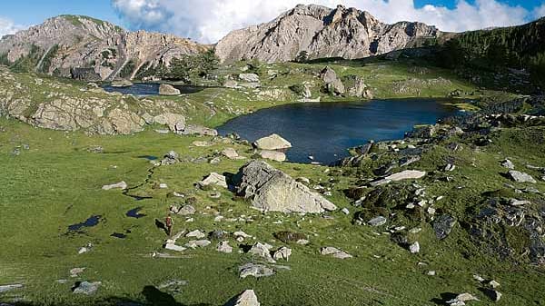 Die Lacs Jumeaux im Fontanalba-Tal befinden sich in einer wegen seiner Felsgravuren besonders geschützten Zone des Mercantour Nationalparks.