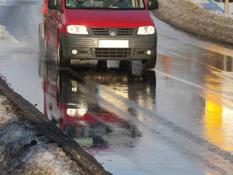 Richtiges Verhalten Bei Aquaplaning