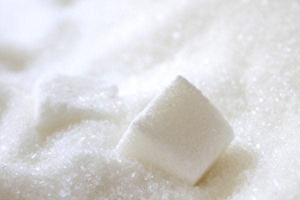 Auch Zucker kann den nervigen Blähbauch begünstigen.