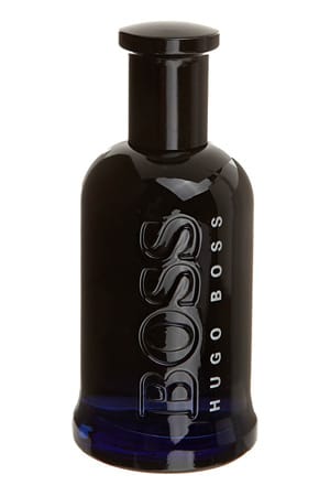 Ambitionierten und selbstbewussten Männern verleiht "Boss Bottled. Night" von Boss Black (ab 75 Euro) einen verführerischen Duft.