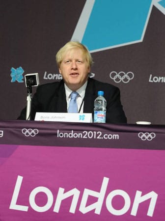 "Halbnackte Frauen, die glitzern wie feuchte Otter." (Londons Bürgermeister Boris Johnson über Beachvolleyballerinnen.)