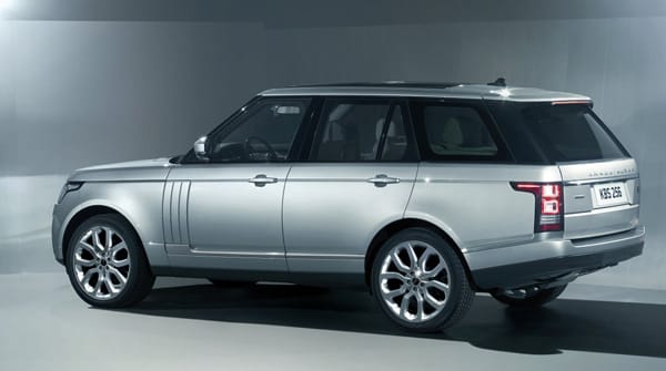 Ausschließlich mit Sechs- und Achtzylinder-Motoren geht der Range Rover an den Start.