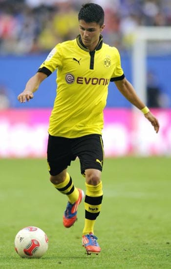 Knapp drei Millionen Euro hat Borussia Dortmund für Leonardo Bittencourt an Energie Cottbus überwiesen. Jetzt will der flinke Dribbler zeigen, dass er das Geld auch wert ist.