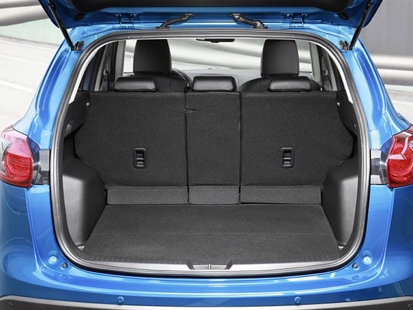 Mazdas neues SUV CX-5 verträgt bei Vollbesetzung noch etwa 65 Kilo Gepäck.