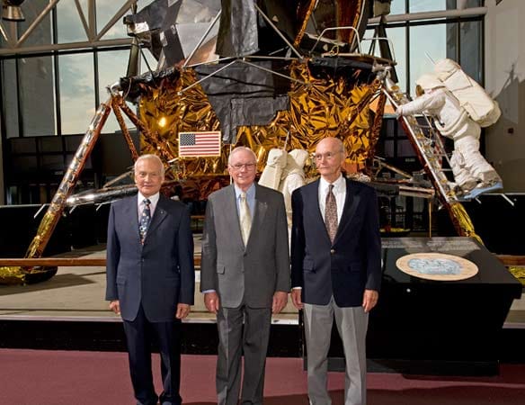 Fototermin 40 Jahre später: Aldrin, Armstrong und Collins 2009 im Weltraum-Museum in Washington.