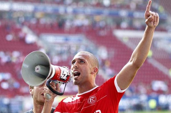 Dani Schahin, Fortuna Düsseldorf: Er kam, sah und traf doppelt. Der Ex-Fürther Schahin avancierte direkt am ersten Spieltag mit einem Doppelpack zum Matchwinner für seinen neuen Verein. Ein besseres Debüt in der Bundesliga hat er sich wohl selbst in seinen kühnsten Träumen nicht ausgemalt.