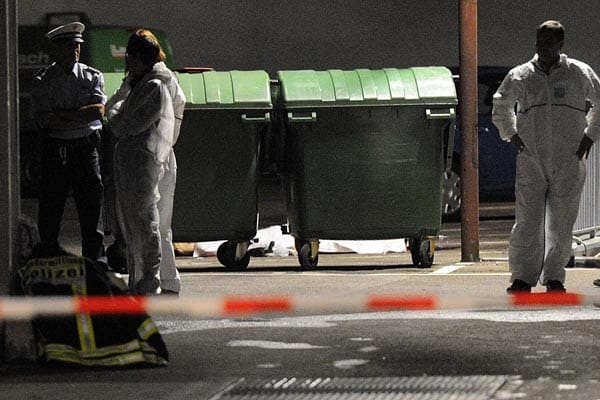 Die Polizei ist sich sicher: Es ist Mord. Der mutmaßliche Täter habe "zugegeben, diese Explosion herbeigeführt zu haben". Die Polizei ist sich sicher: Es ist Mord. Der mutmaßliche Täter habe "zugegeben, diese Explosion herbeigeführt zu haben".