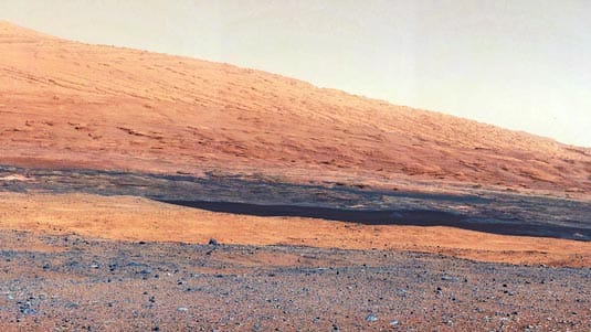 Fünf Kilometer hoher Aufstieg: Der Rover "Curiosity" sendet seine Daten aus dem Gale Krater, einer 154 Kilometer breiten Vertiefung auf dem Mars.