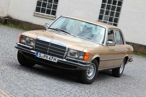 Hat auch heute noch etwas Staatstragendes: die Mercedes S-Klasse der ersten Generation, die ab 1972 gefertigt wurde.