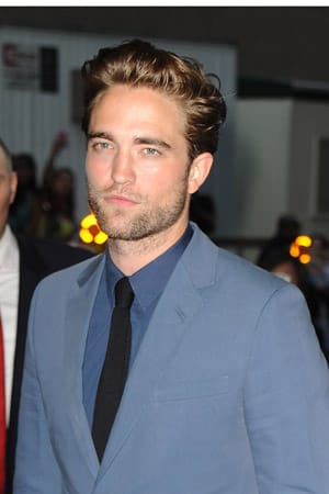 "Twilight"-Star Robert Pattinson spielte den Sohn von Reese Witherspoon im Drama "Vanity Fair". Sein Part wurde jedoch rausgeschnitten.