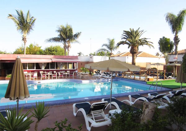 Klein aber fein ist die Bungalow-Anlage "Hotel Magnolias Natura" auf Gran Canaria.