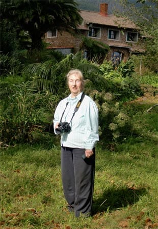 Rose Marie Dähncke war früher Leiterin der Schwarzwälder Pilzlehrschau in Hornberg. Seit 1979 lebt die Pilzexpertin und Fotografin in einer Finca mit Orchideenhaus auf La Palma.