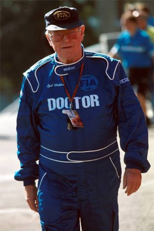 Prof. Sid Watkins, leitender Notarzt beim Großen Preis von Belgien im Jahr 2000.
