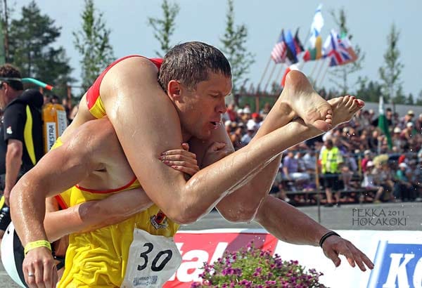 Wife Carrying World Championships in Finnland.