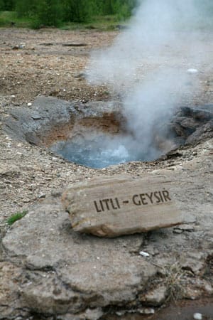 Und auch der Stokkur ist ein Geysir.