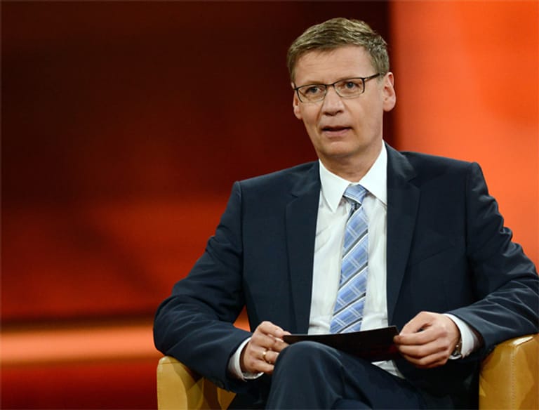 Er ist einer der beliebtesten Moderatoren des Landes und eine feste Größe im deutschen TV: Günther Jauch.
