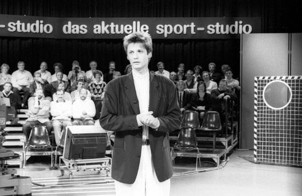 1988 präsentierte Jauch erstmals "Das aktuelle Sportstudio" im ZDF.