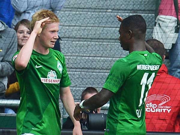 Zu früh gefreut: Bremens Torschütze Kevin de Bruyn (li.) beim Jubel mit Werder-Teamkollege Eljero Elia.