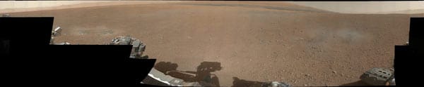 "Curiosity" hatte schon zuvor packende Bilder zur Erde geschickt. Einige Tage nach der Landung schickte der Rover das erste farbige Foto zur Erde: eine 360-Grad-Panorama-Aufnahme des Roten Planeten.
