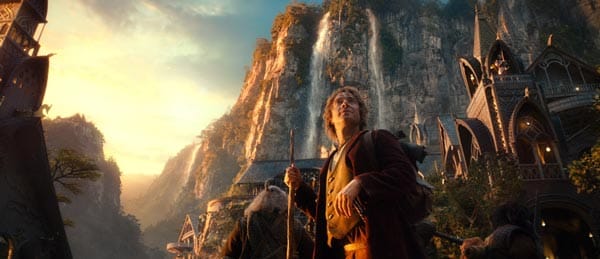 "Der Hobbit - Eine unerwartete Reise" erzählt die Vorgeschichte zu "Der Herr der Ringe". Die Handlung beginnt 60 Jahre vor den Ereignissen, die Mittelerde in die entscheidende Schlacht zwischen Gut und Böse führen.