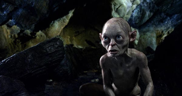 Und der Hobbit trifft auf den seltsamen Gollum (Andy Serkis) und seinen Zauberring.