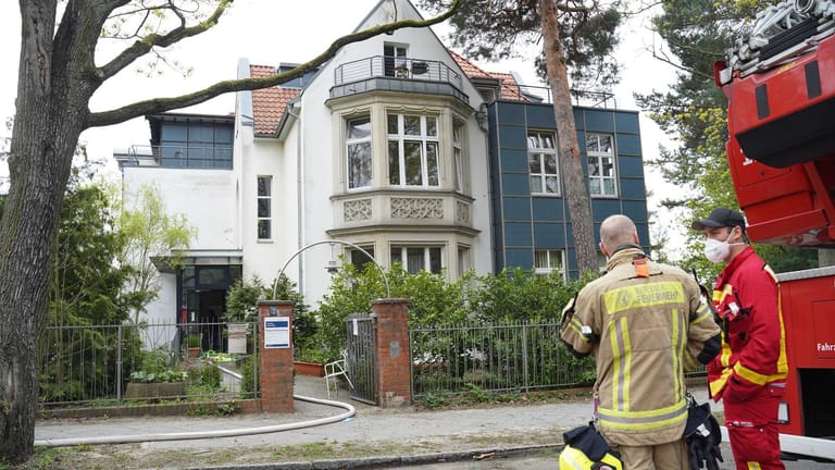 Feuer in Kranken- und Pflegeheim in Steglitz
