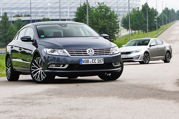 Oberklasse-Flair zu Mittelklasse-Preisen - diesen Spagat bieten VWs Passat-Ableger CC und der Herausforderer Kia Optima. Oberklasse-Flair zu Mittelklasse-Preisen - diesen Spagat bieten VWs Passat-Ableger CC und der Herausforderer Kia Optima.