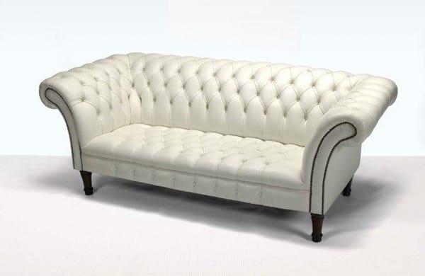 Das Durham-Sofa von der Chesterfield Sofa Company kostet rund 1300 Euro.