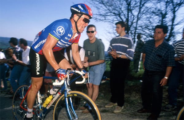 Seine Profikarriere startet Lance Armstrong beim Motorola-Team.