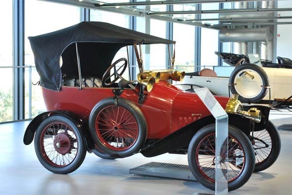 Der Peugeot Bébé mit Baujahr1913. Es wurden knapp 4000 Fahrzeuge in Europa verkauft, was zur damaligen Zeit ein echter Verkaufserfolg war.
