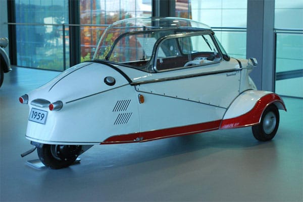 Ein FMR (Messerschmitt) KR 200 aus dem Jahr 1959 ist der erste gebaute Tandem-Zweisitzer in Deutschland gewesen.