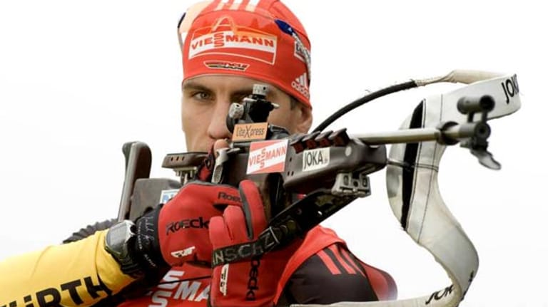Arnd Peiffer ist der Shooting-Star unter den deutschen Biathleten. Der 25-Jährige startet seit 2009 im Weltcup, konnte bisher neun Weltcup-Siege erringen und wurde 2011 Doppel-Weltmeister.